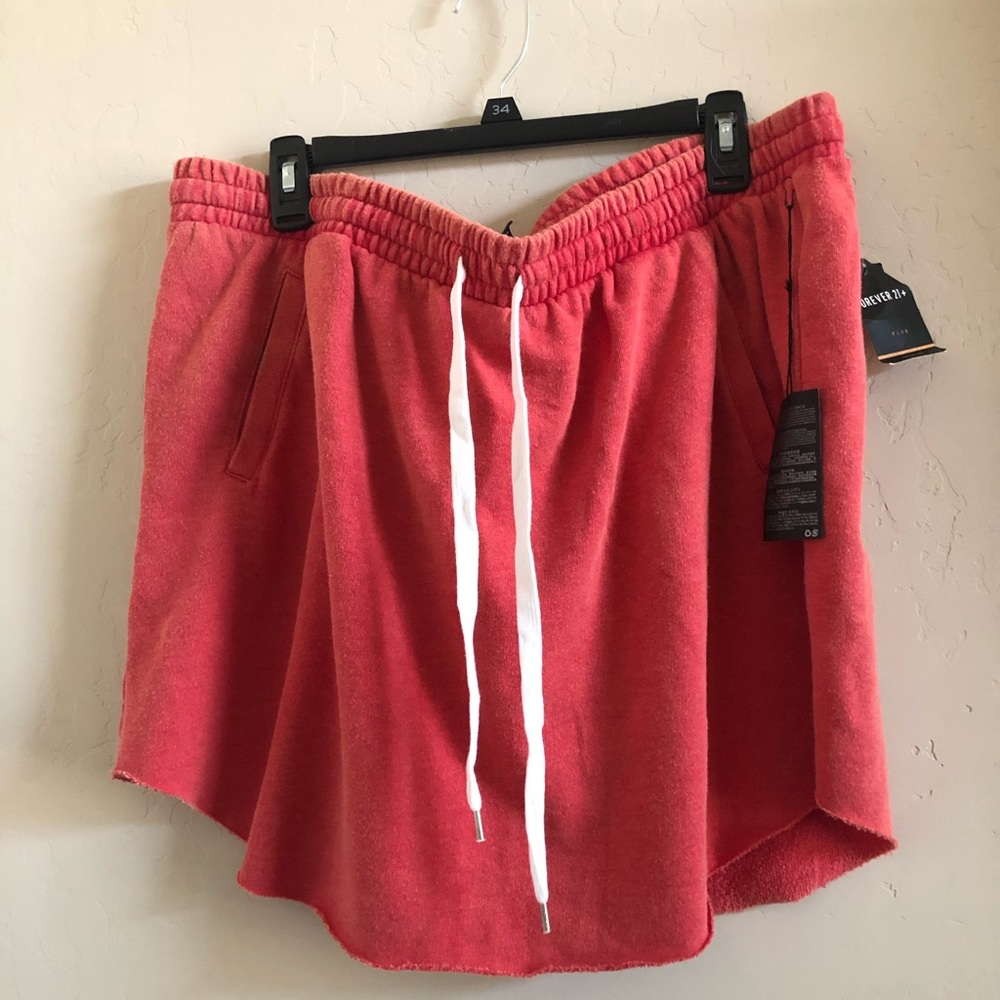 🎈3 for $30🎈Forever 21+ red sweats material skirt